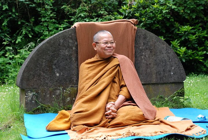 ประวัติหลวงพ่อสนอง